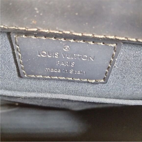 Auth Louis Vuitton Matte Blue LV Allston Monogram Empreinte Leather Shoulder Bag - Picture 7 of 9